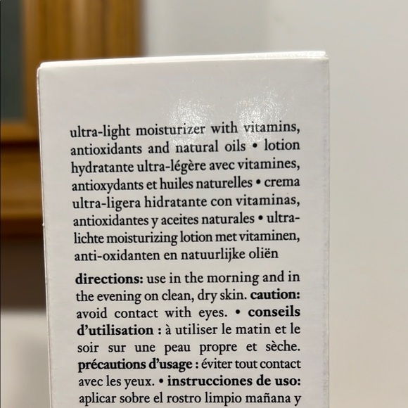 Philosophy Purity Made Simple Moisturizer - Yellow - Picture 7 of 10